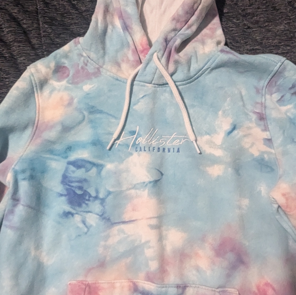 Hollister tye dye hoodie - Picture 2 of 4